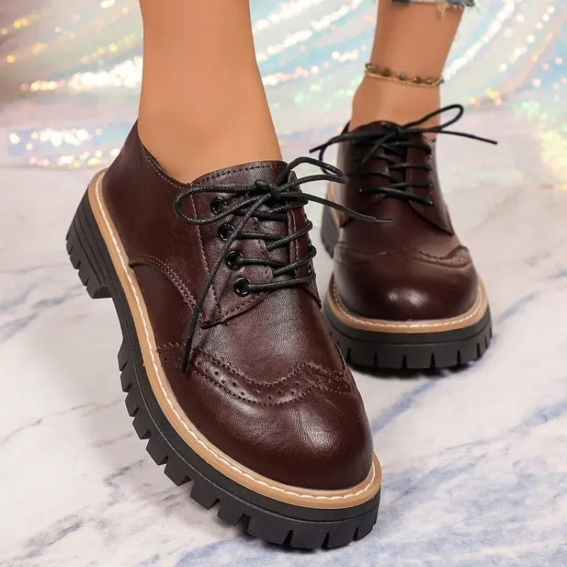 Klassische Plateau-Oxford-Schu – Oxford Lace Up Women Bewertung und Preis