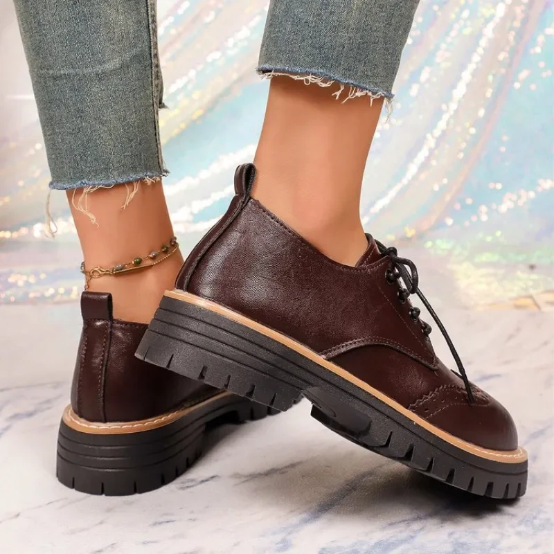 Klassische Plateau-Oxford-Schu – Oxford Lace Up Women Bewertung und Preis